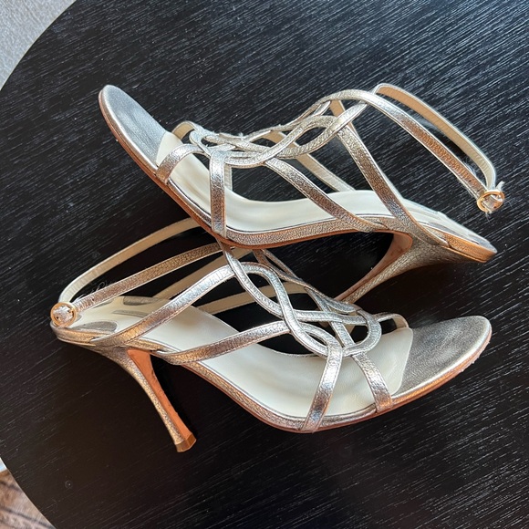Champagne colored heels. 4” heel. By MaxStudio. - Picture 3 of 7